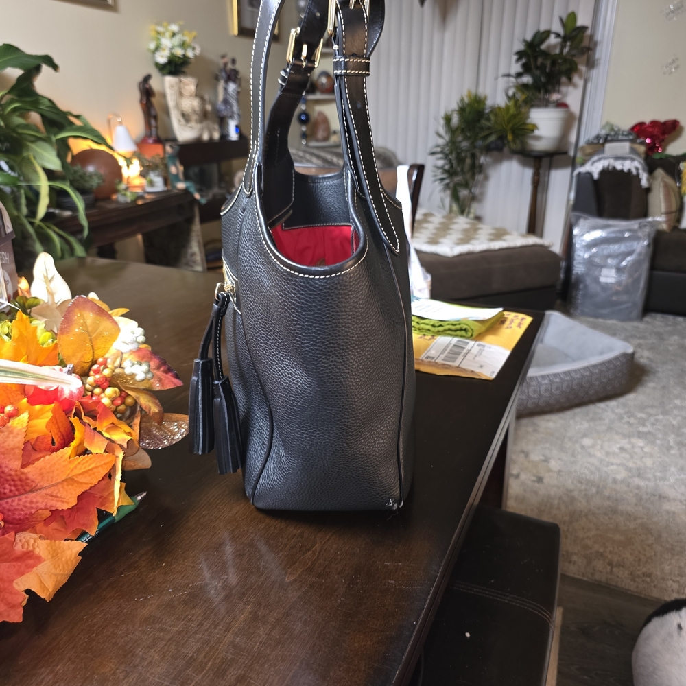 Black Leather Handbag with Tassel - Picture 3 of 4
